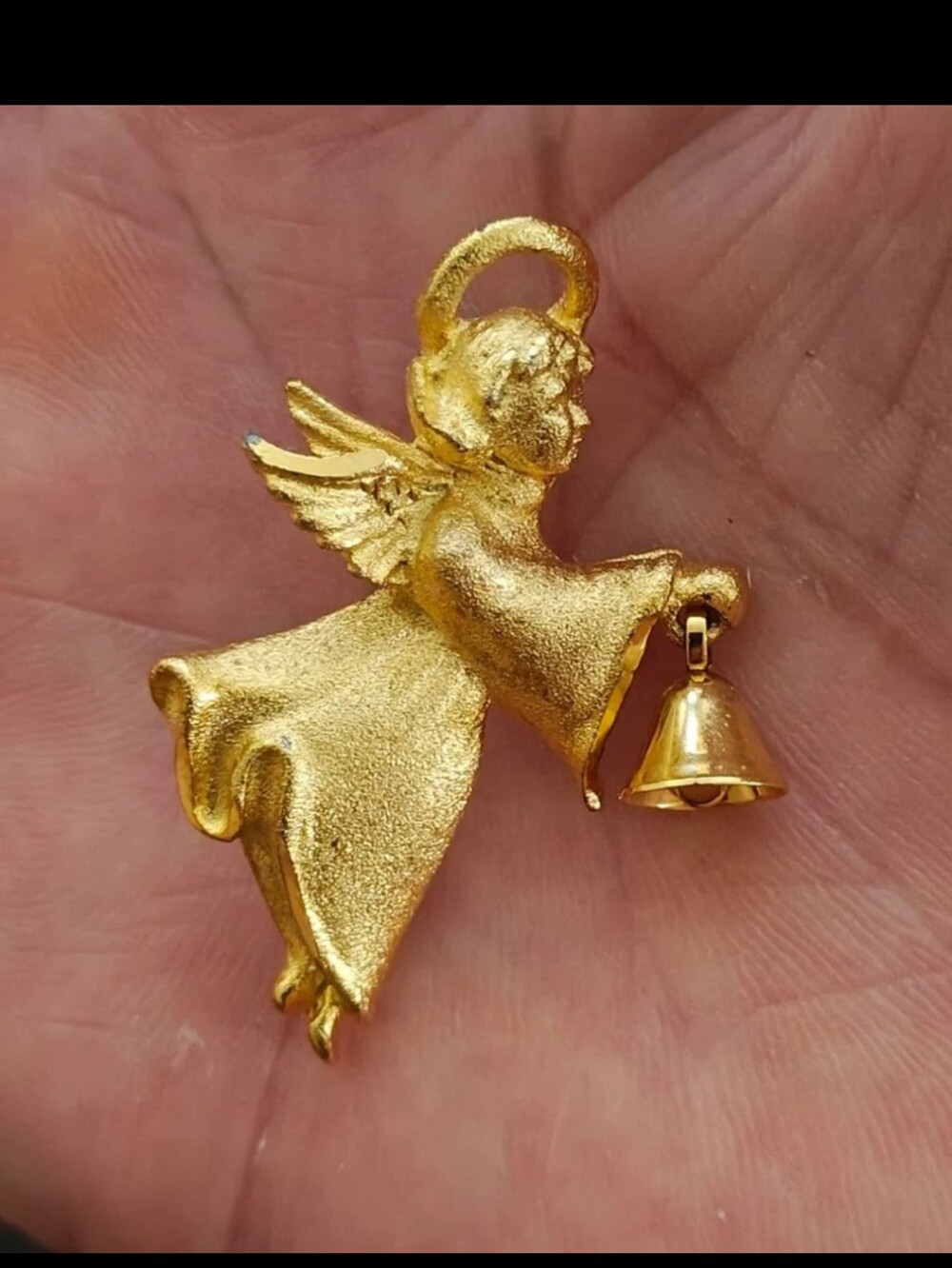 1980s Robyn Rush Angel With Bell Gold Tone Pin/Brooch.